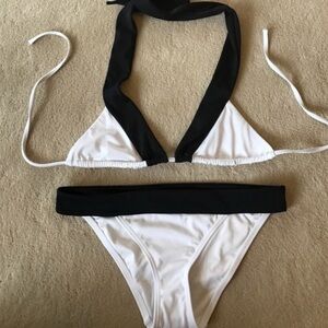 victoria’s secret bikini size small